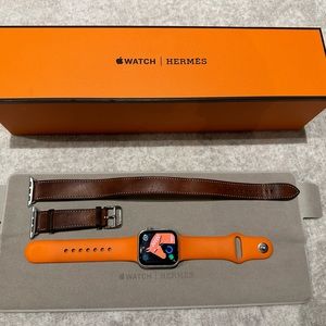 Hermes Apple Watch Series 5 + Free Gift